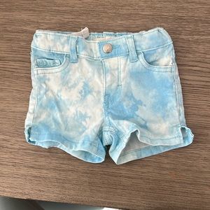 Levi’s toddler girls blue shorty shorts